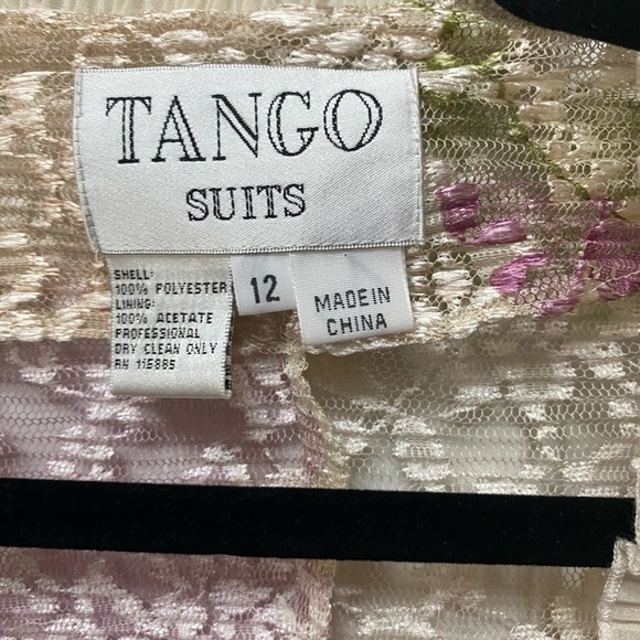 Tango Women’s 2pc Easter Jacket And Skirt Shiny Lace Floral Flutter Size 12. - Picture 5 of 11